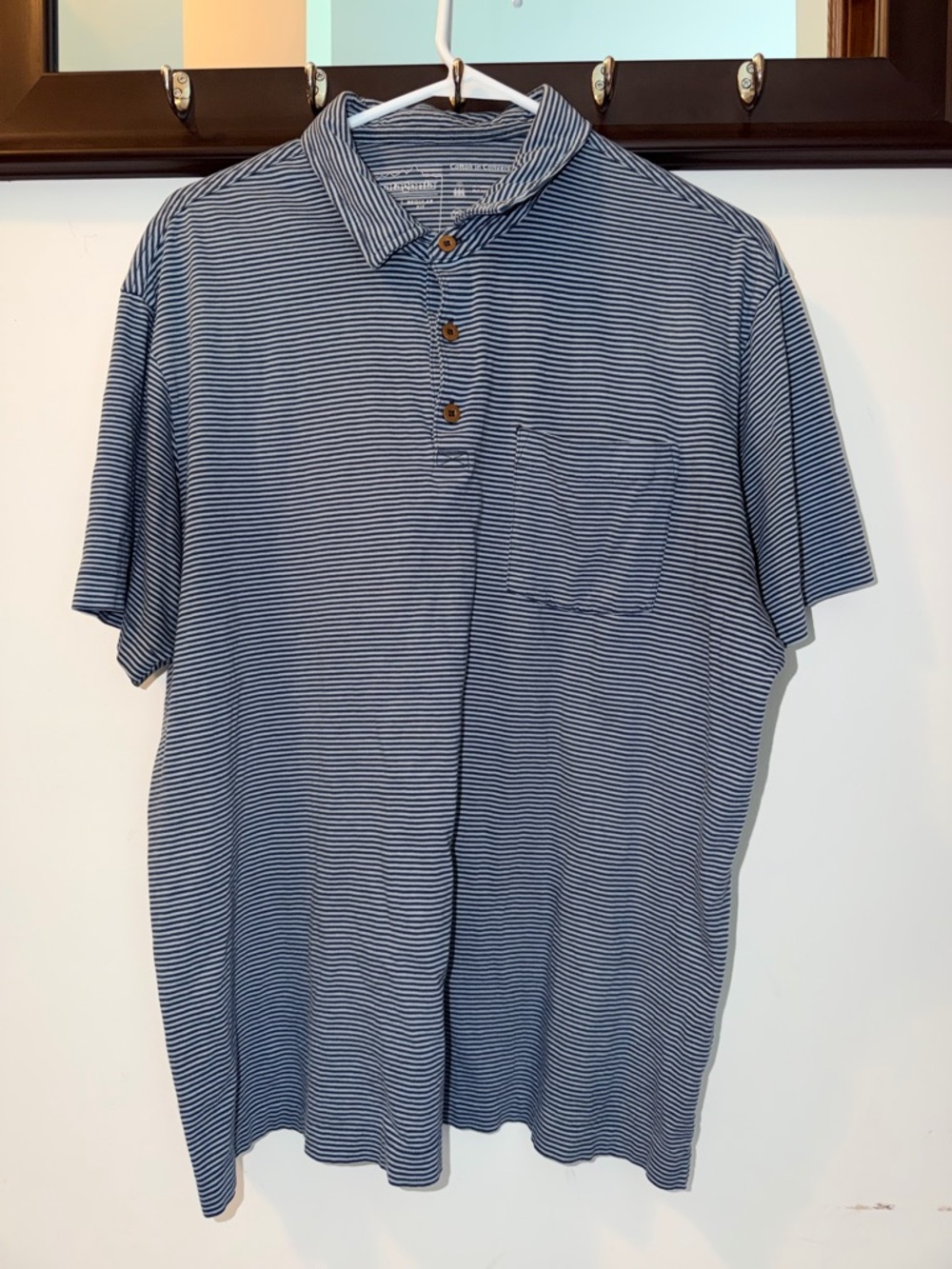 Patagonia Men's Daily Polo in a blue and gray stripe pattern Size Large